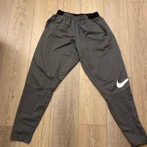 Nike men’s medium fleece jogger running pants size medium